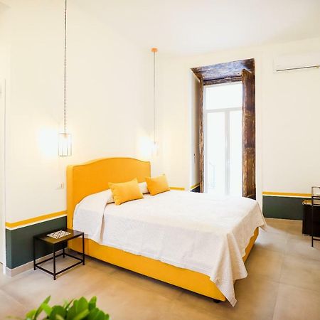 ナポリ A I R Sant'Anna Bed & Breakfast エクステリア 写真
