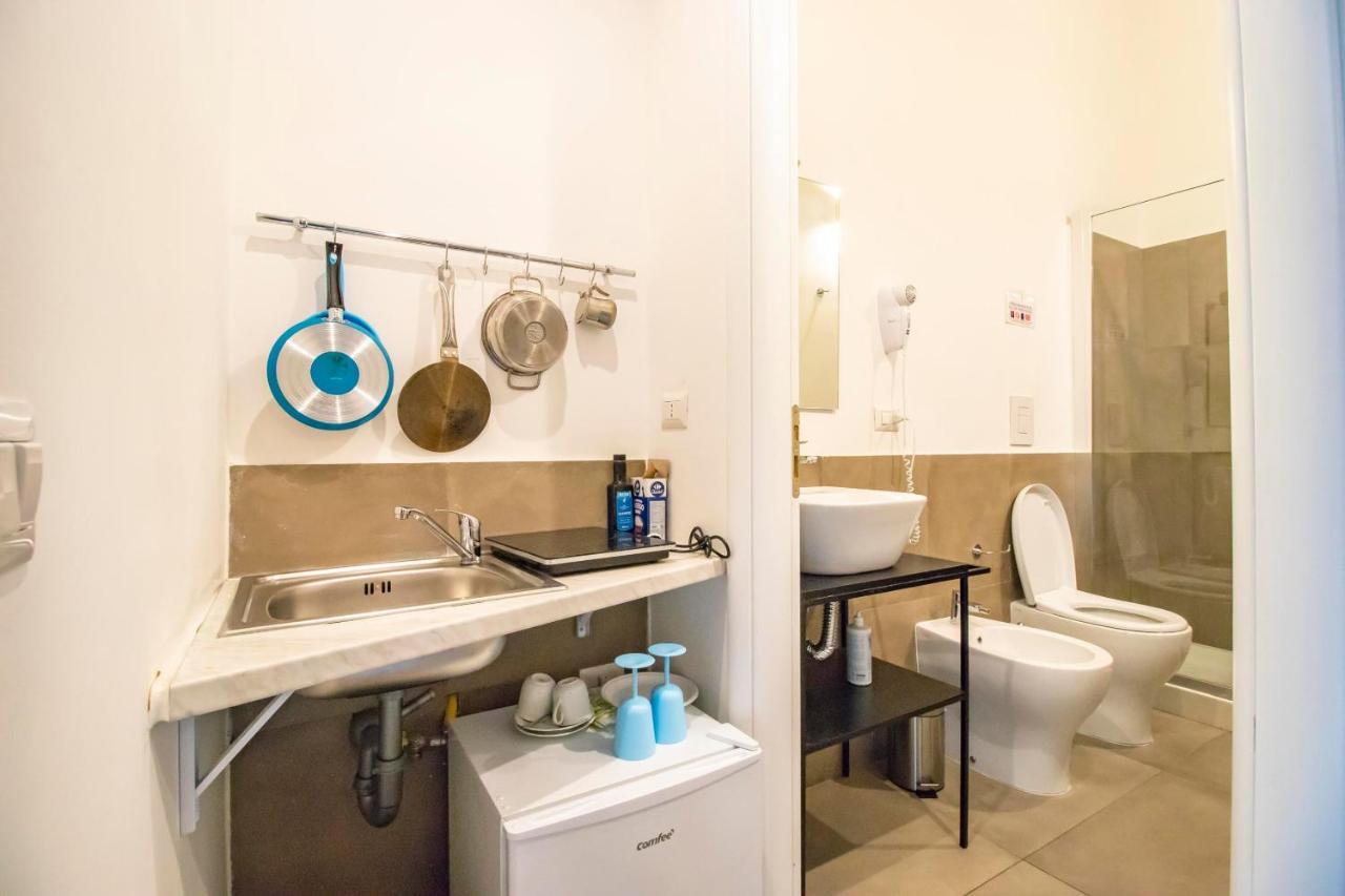 ナポリ A I R Sant'Anna Bed & Breakfast エクステリア 写真