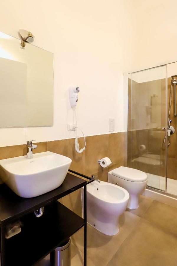 ナポリ A I R Sant'Anna Bed & Breakfast エクステリア 写真