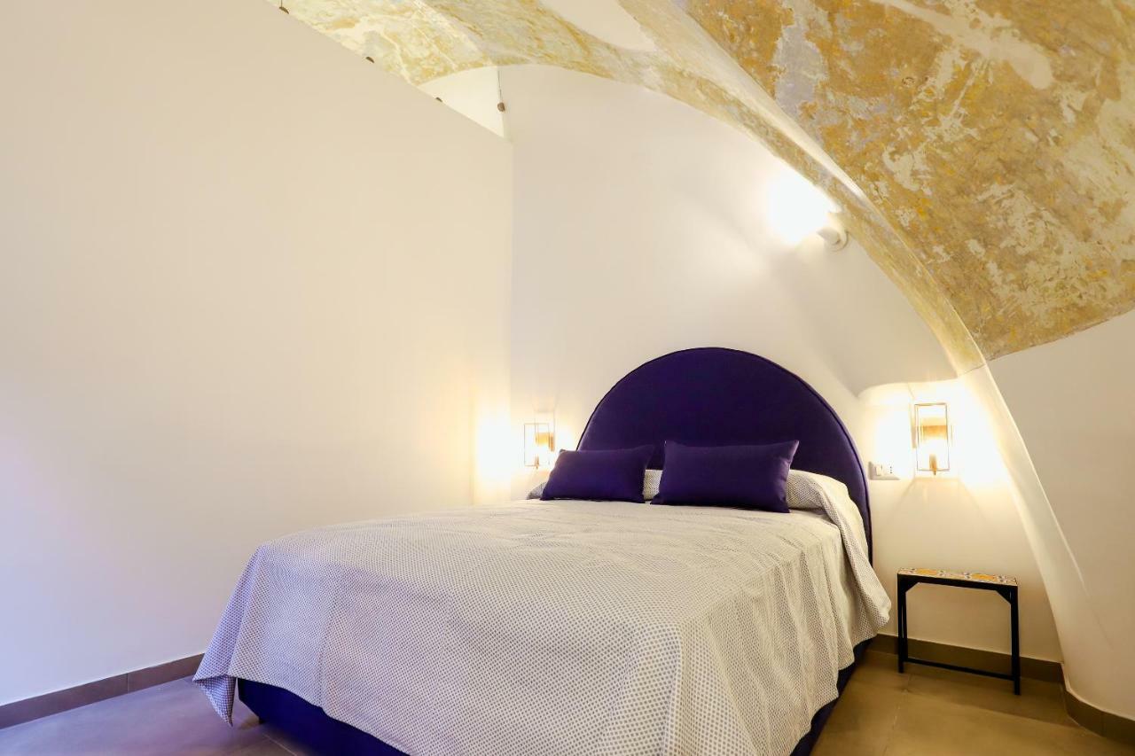 ナポリ A I R Sant'Anna Bed & Breakfast エクステリア 写真